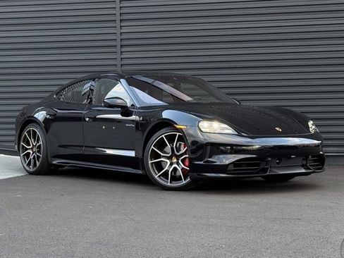 New 2025 Porsche Taycan 4S image 9