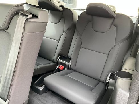 New 2026 Volvo XC90 B6 Plus w/ Protection Package image 31