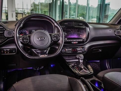 Used 2020 Kia Soul GT-Line Turbo FWD image 16