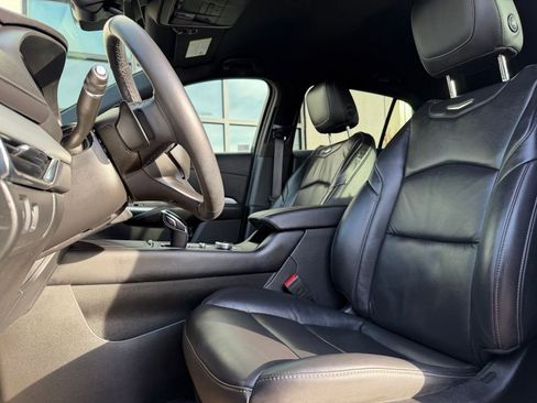 Used 2022 Cadillac XT4 Premium Luxury w/ Safety Alert Package image 10