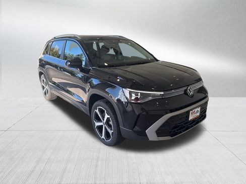 New 2025 Volkswagen Taos SEL image 7