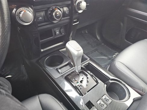 Used 2023 Toyota 4Runner TRD Off-Road Premium image 27