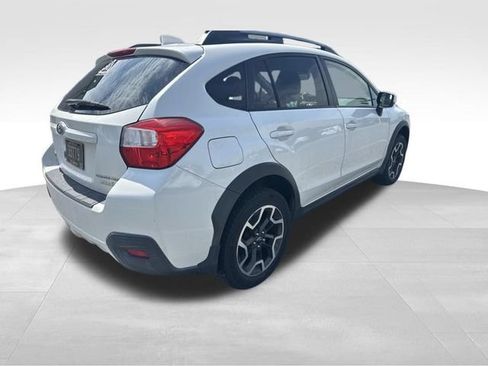 Used 2017 Subaru Crosstrek 2.0i Premium AWD/4WD image 6