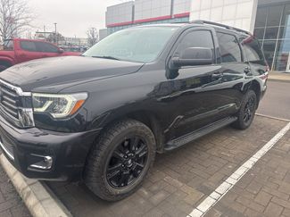 Used 2018 Toyota Sequoia TRD Sport video 1