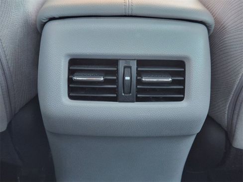 Used 2015 Honda Accord EX image 31