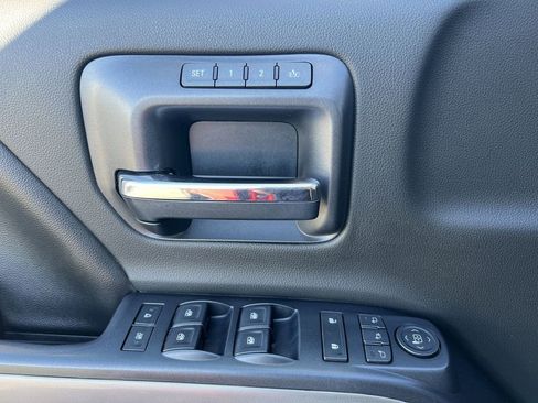 Used 2017 Chevrolet Silverado 1500 LTZ Z71 w/ LTZ Plus Package image 23