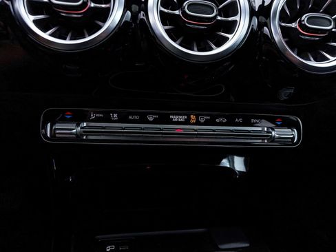 Used 2023 Mercedes-Benz CLA 250 w/ Premium Package image 30