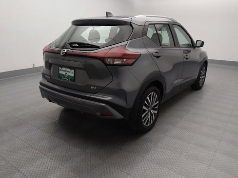 Used 2021 Nissan Kicks SV FWD image 9