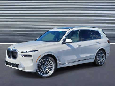 New 2027 BMW X7 xDrive40i w/ Executive Package AWD/4WD image 1