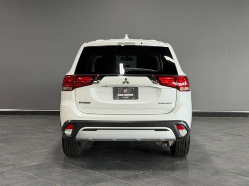 Used 2019 Mitsubishi Outlander SE AWD/4WD image 7