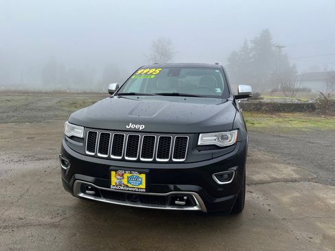 Used 2015 Jeep Grand Cherokee Overland w/ Advanced Technology Group image 26