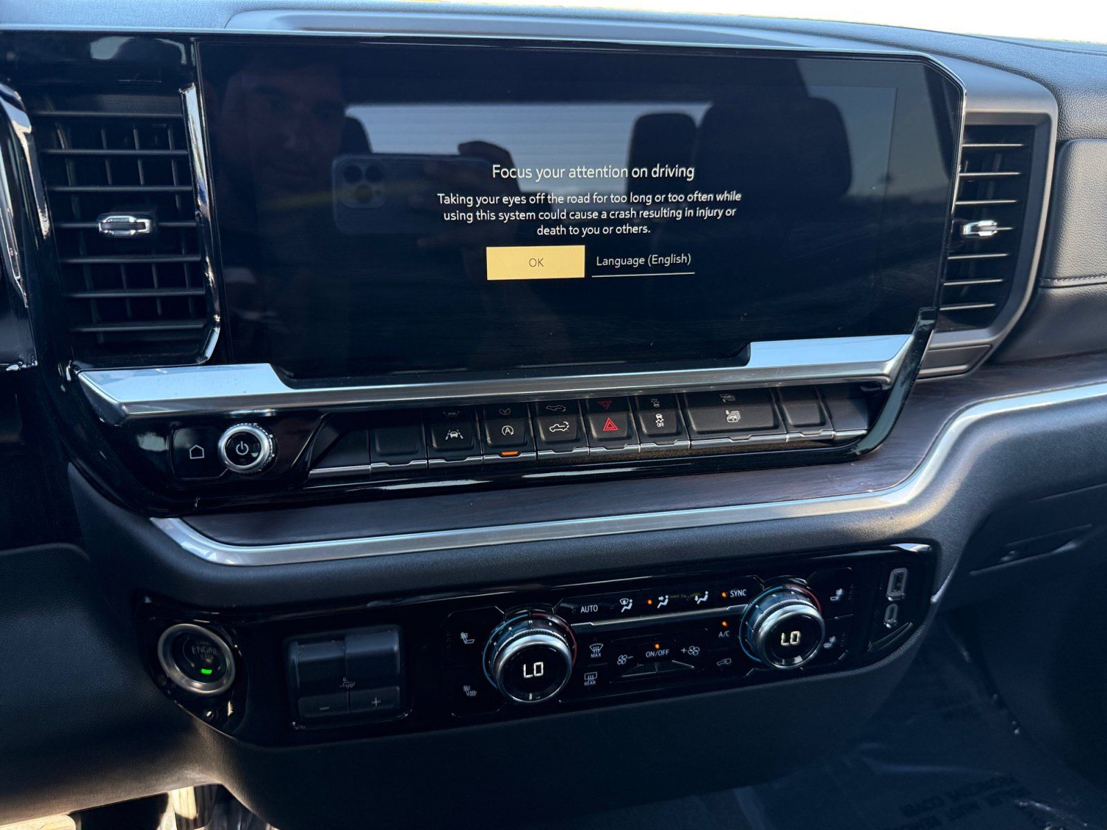 Used 2025 GMC Sierra 1500 SLT RWD image 12