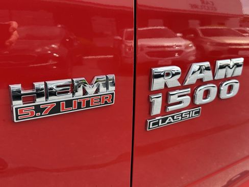 Used 2020 RAM 1500 Classic SLT AWD/4WD image 71