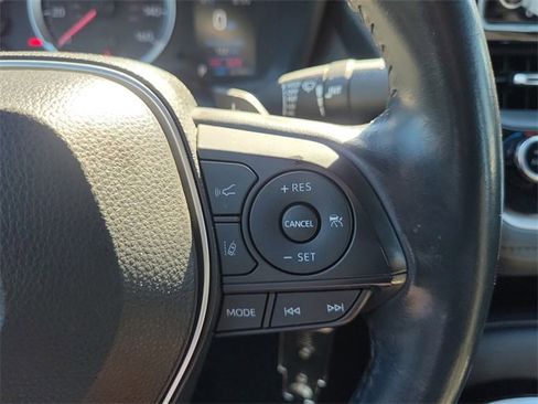 Used 2022 Toyota Corolla SE image 15