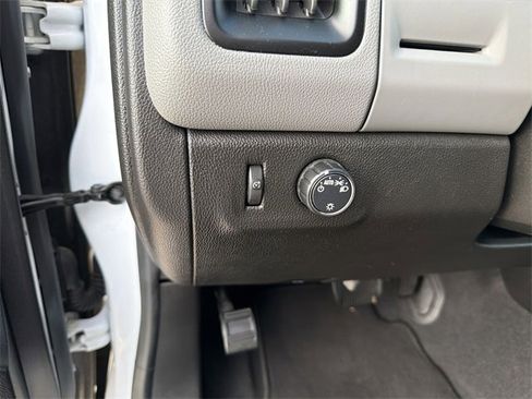 Used 2020 Chevrolet Colorado W/T w/ WT Convenience Package image 11