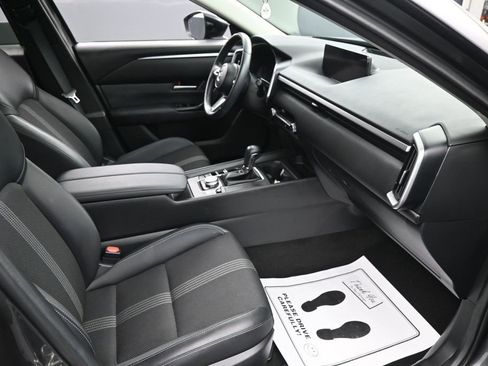 Used 2024 MAZDA CX-50 AWD 2.5 S w/ Cargo Package image 32