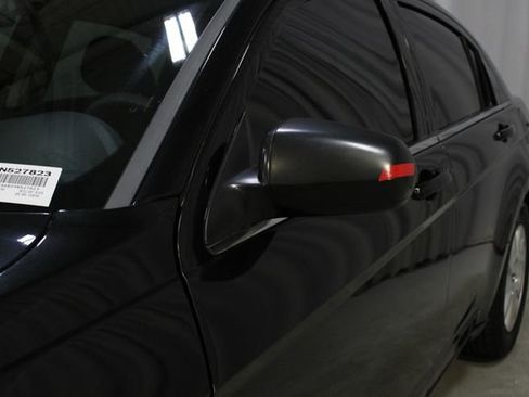 Used 2009 Chrysler Sebring LX FWD image 32