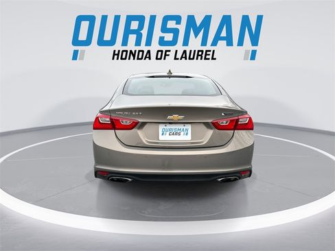 Used 2017 Chevrolet Malibu Premier w/ Premier Sun and Wheel Package image 7