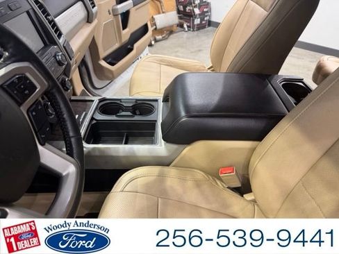 Used 2018 Ford F250 Lariat w/ Lariat Ultimate Package AWD/4WD image 17
