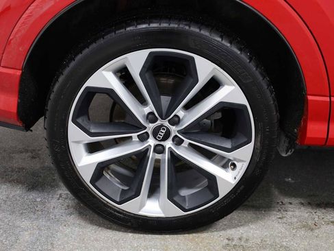 Used 2020 Audi Q3 2.0T Premium Plus w/ Premium Plus Package image 36