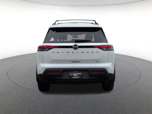New 2025 Nissan Pathfinder SV image 6
