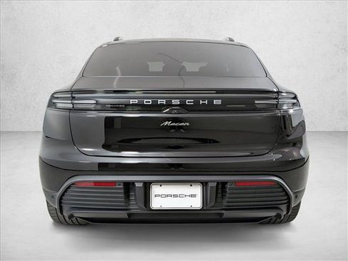 New 2026 Porsche Macan Electric image 10