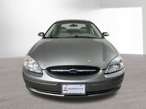 Used 2003 Ford Taurus SEL image 24