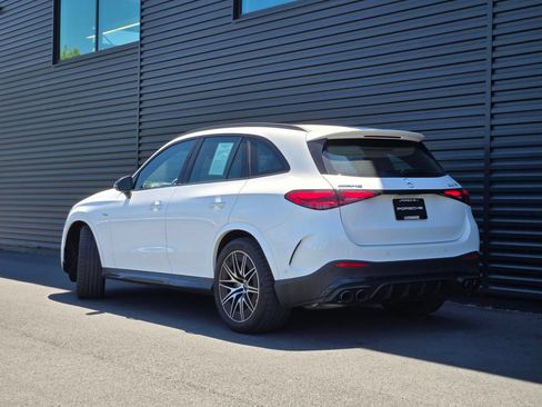 Used 2025 Mercedes-Benz GLC 43 AMG 4MATIC image 4