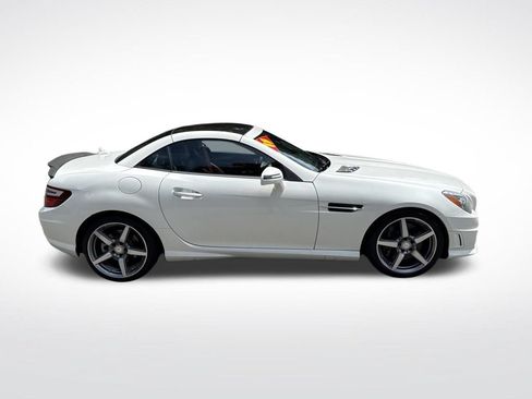 Used 2015 Mercedes-Benz SLK 250 image 4