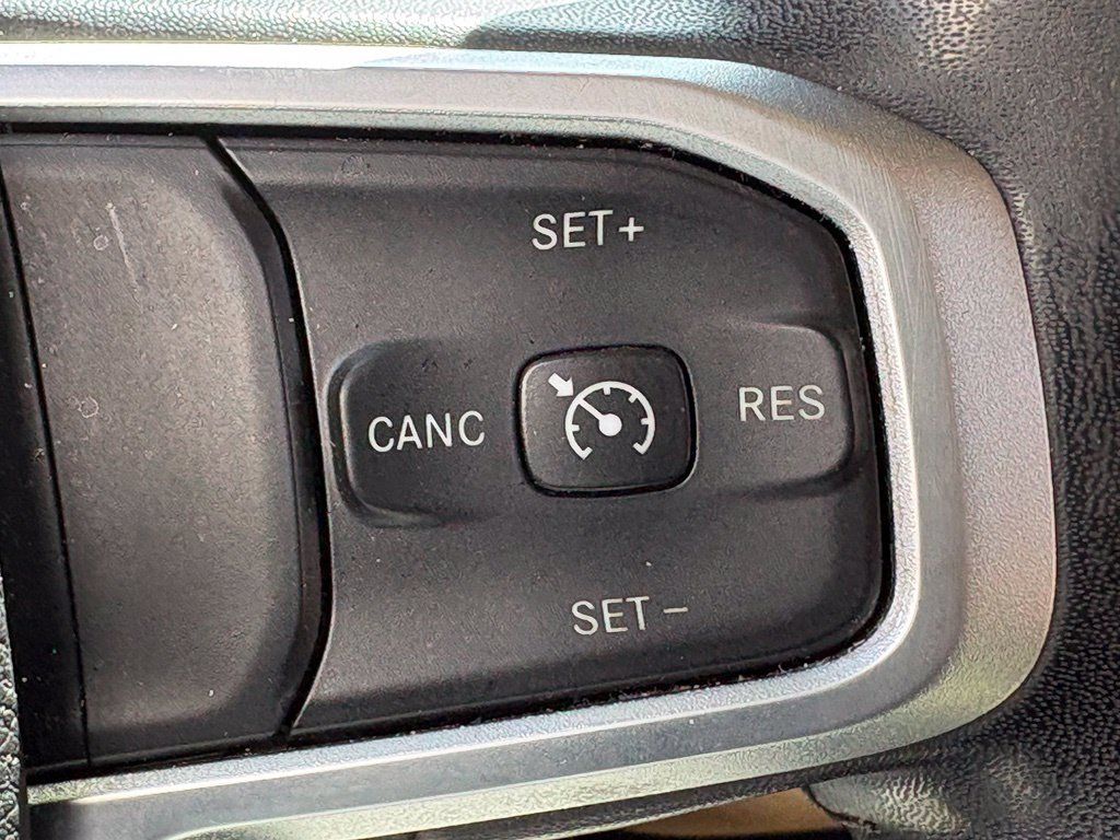 Used 2019 RAM 1500 Big Horn AWD/4WD image 17