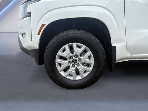 Used 2024 Nissan Frontier SV w/ SV Convenience Package AWD/4WD image 14