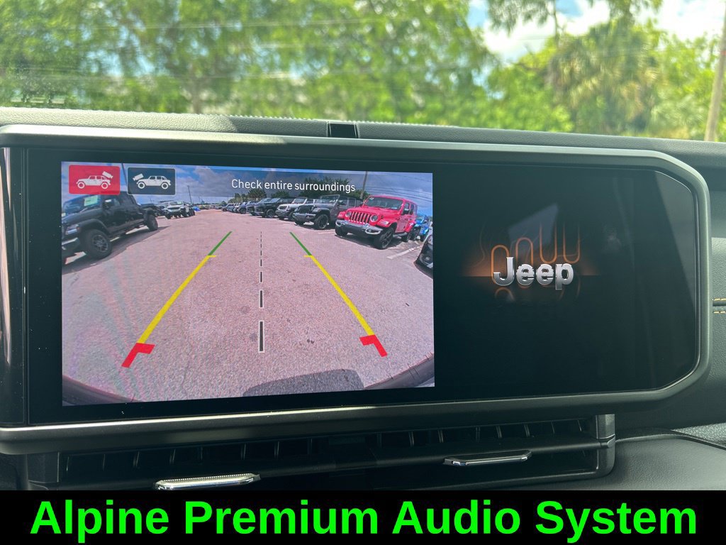 Certified 2025 Jeep Wrangler Unlimited Sahara AWD/4WD image 16