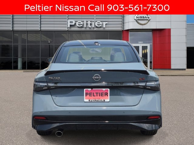 New 2026 Nissan Sentra SR w/ SR Premium Package FWD image 4