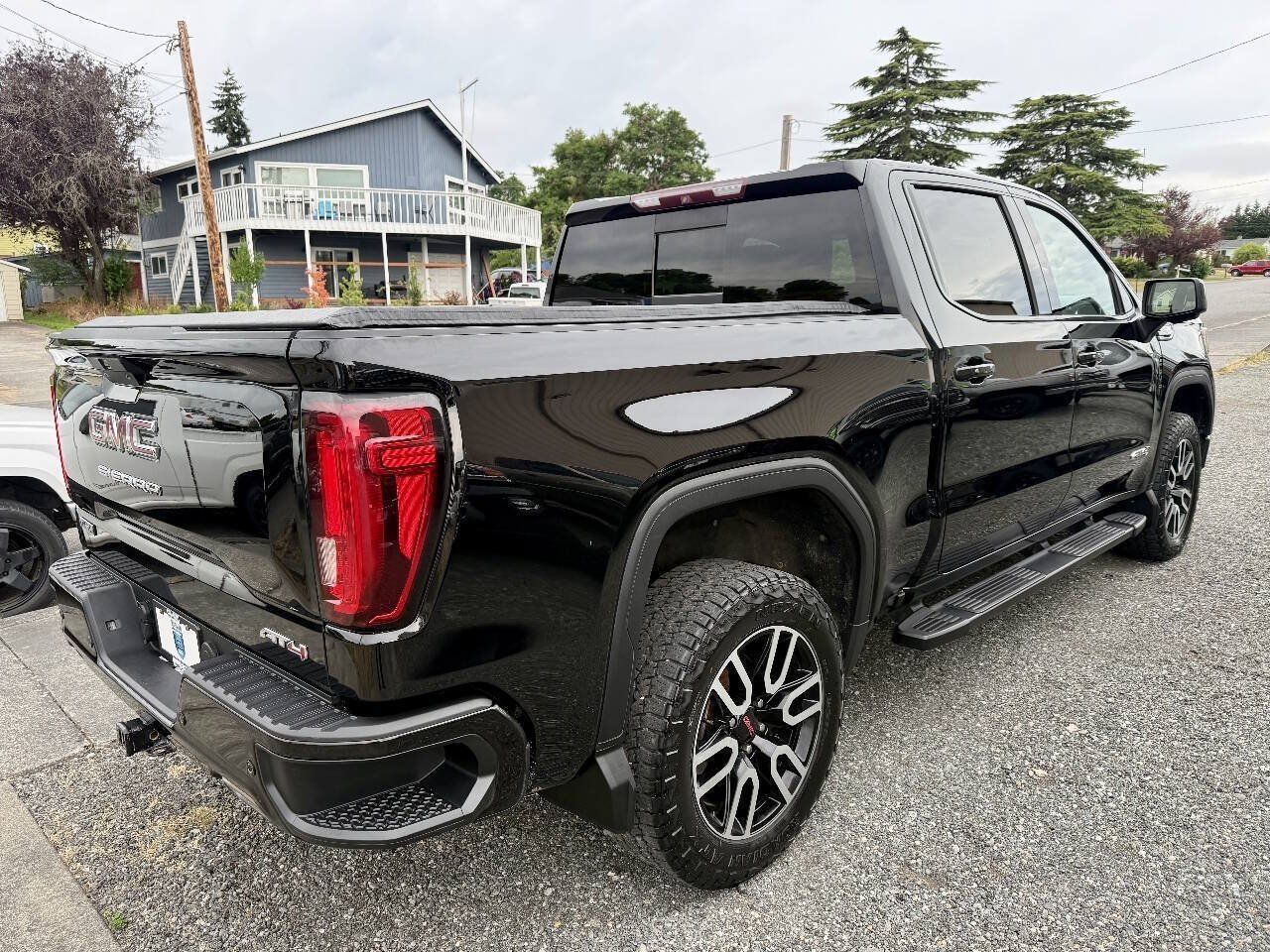 Used 2019 GMC Sierra 1500 AT4 w/ AT4 Premium Package AWD/4WD image 5