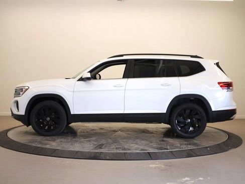 New 2026 Volkswagen Atlas SE AWD/4WD image 6