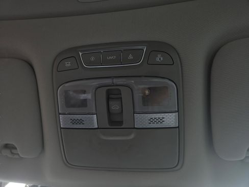 Used 2021 Kia Telluride S image 24