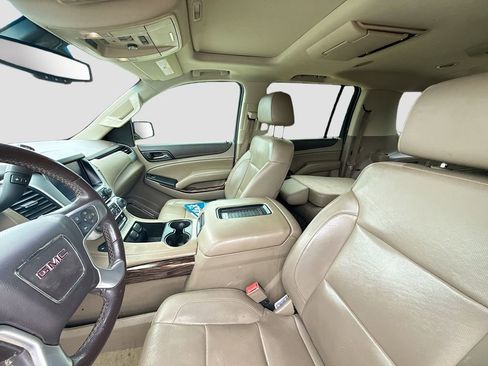 Used 2016 GMC Yukon XL SLT w/ Open Road Package RWD image 21
