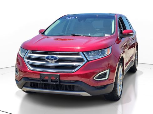 Used 2017 Ford Edge Titanium w/ Equipment Group 302A AWD/4WD image 3