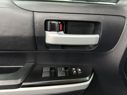 Used 2020 Toyota Tundra SR5 w/ TRD Off-Road Package image 21