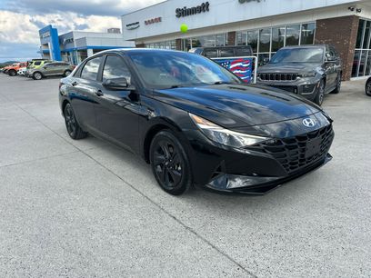 Used 2022 Hyundai Elantra SEL
