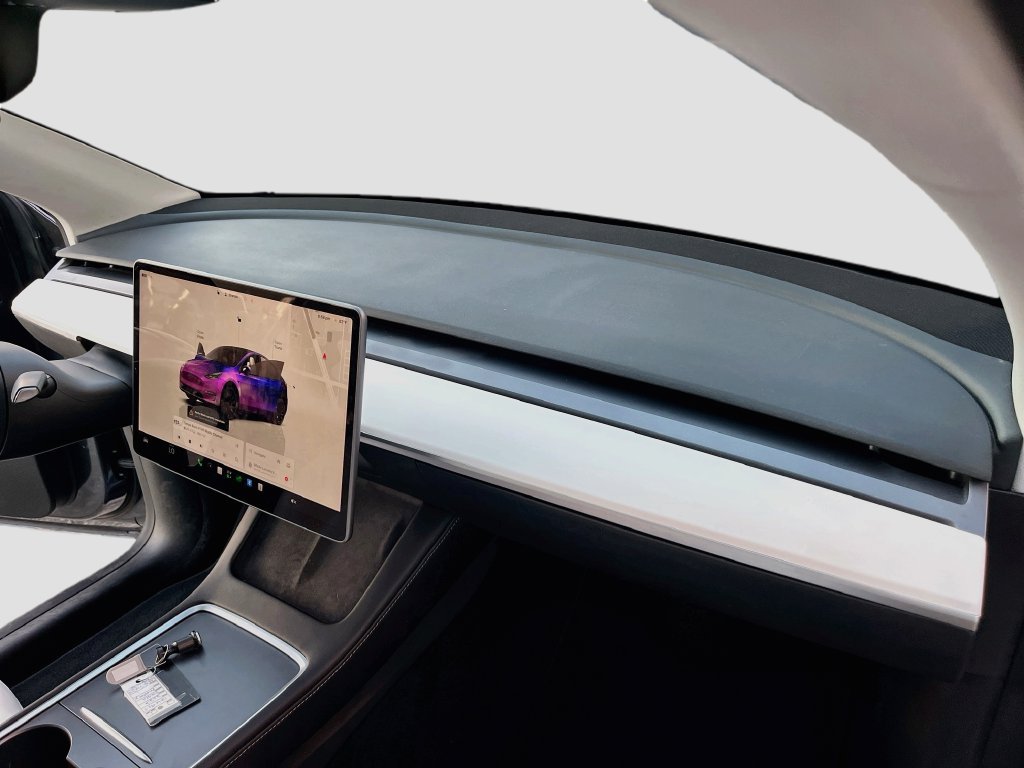 Used 2022 Tesla Model Y Performance AWD/4WD image 28