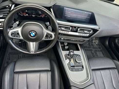 Used 2019 BMW Z4 sDrive30i w/ M Sport Package RWD image 12
