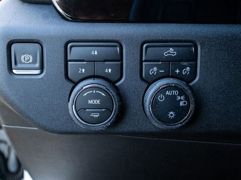 New 2026 Chevrolet Silverado 3500 LT image 21