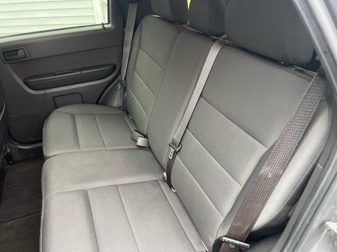 Used 2011 Ford Escape XLT w/ 202A Rapid Spec Order Code image 10