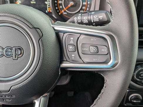 New 2026 Jeep Wrangler Unlimited Sahara AWD/4WD image 20