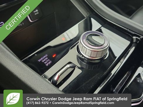 Used 2023 Jeep Grand Cherokee Limited AWD/4WD image 27