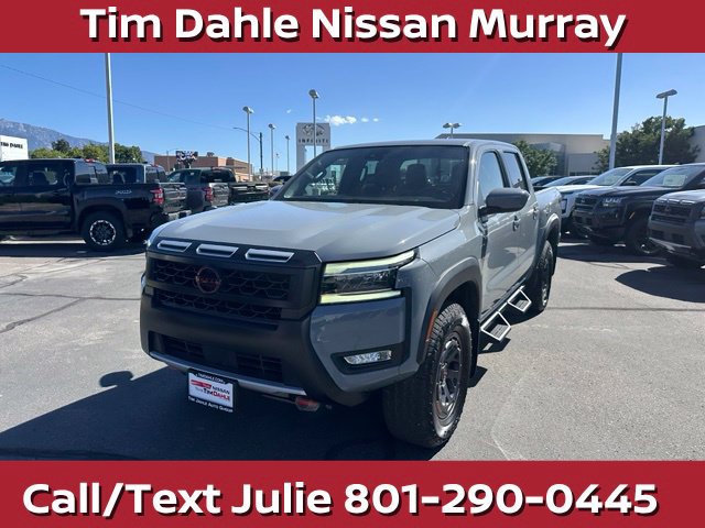 Used 2025 Nissan Frontier PRO-4X AWD/4WD image 5