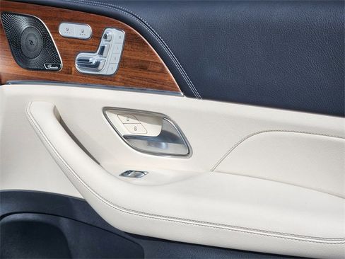 Certified 2025 Mercedes-Benz GLE 350 4MATIC image 21