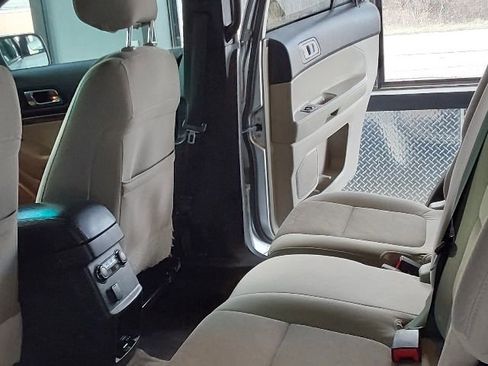 Used 2013 Ford Explorer FWD image 15