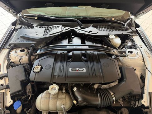 Used 2022 Ford Mustang GT Premium w/ GT Performance Package RWD image 26